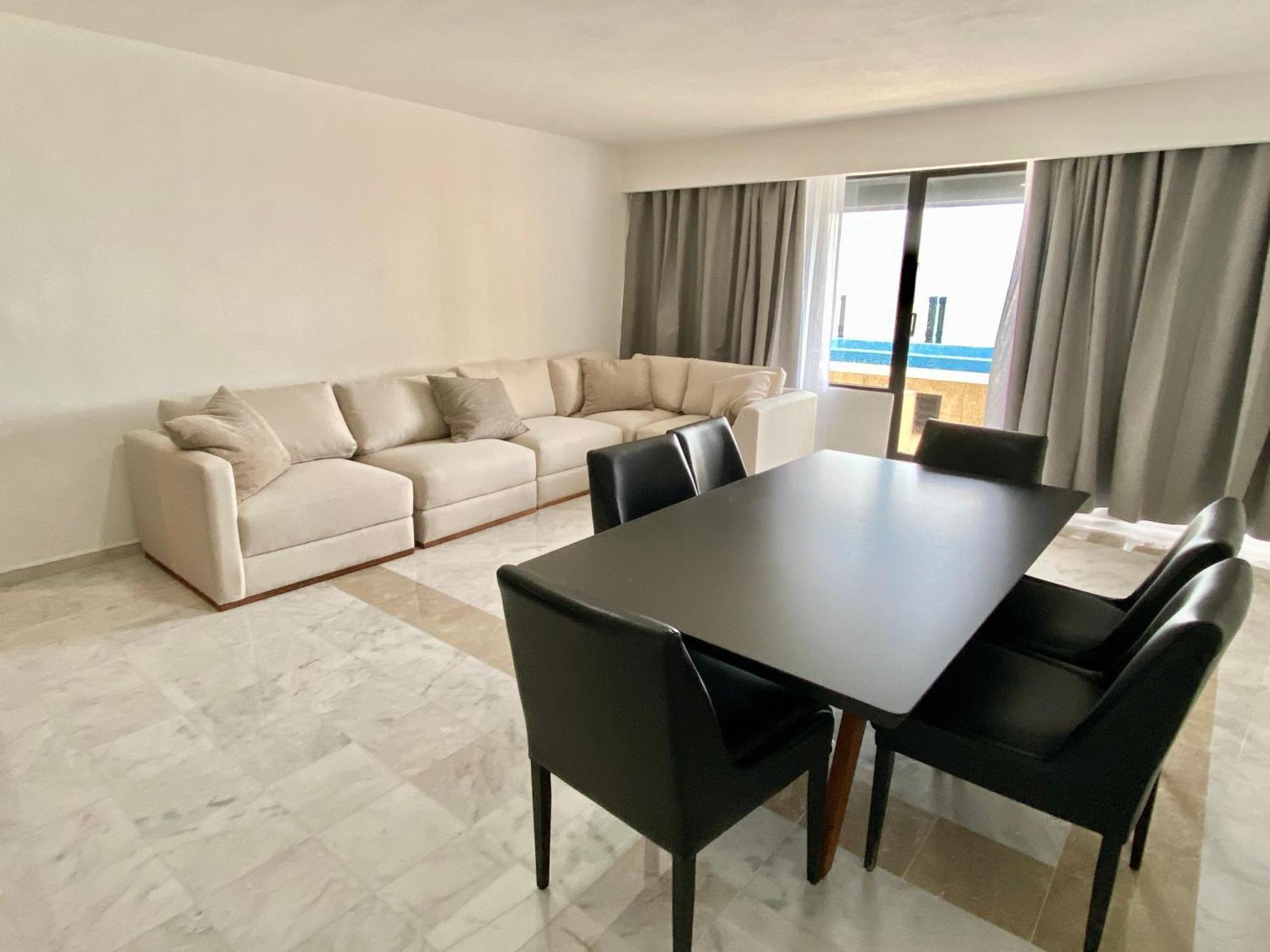 Condo In Ocean Front Resort Cancun Oda fotoğraf