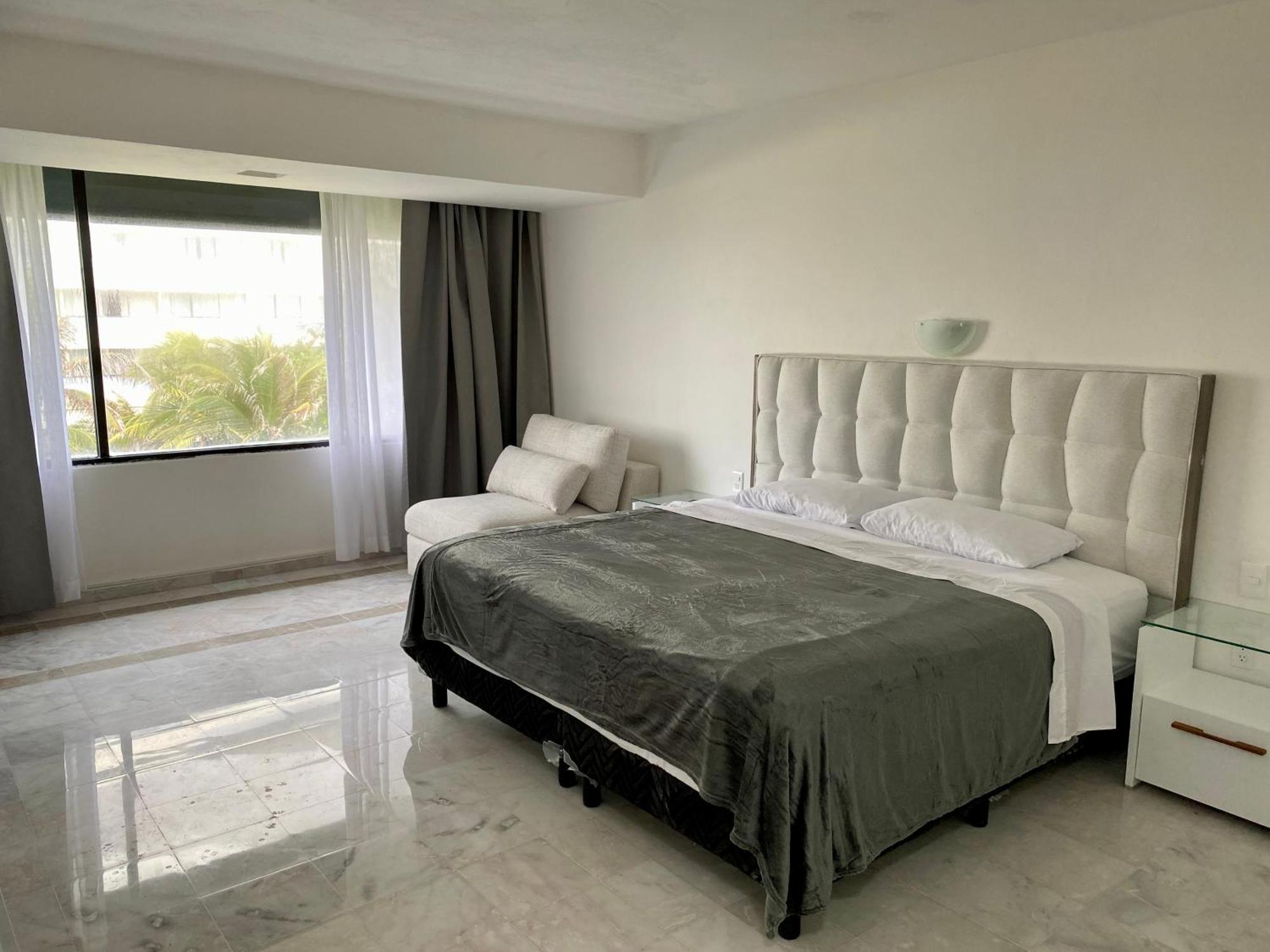 Condo In Ocean Front Resort Cancun Oda fotoğraf